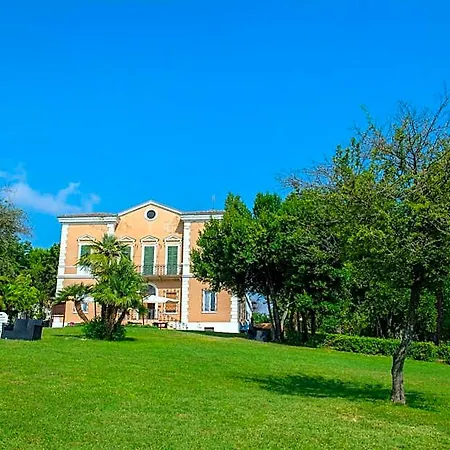 Tenuta Colle Sereno 2* Montemarciano